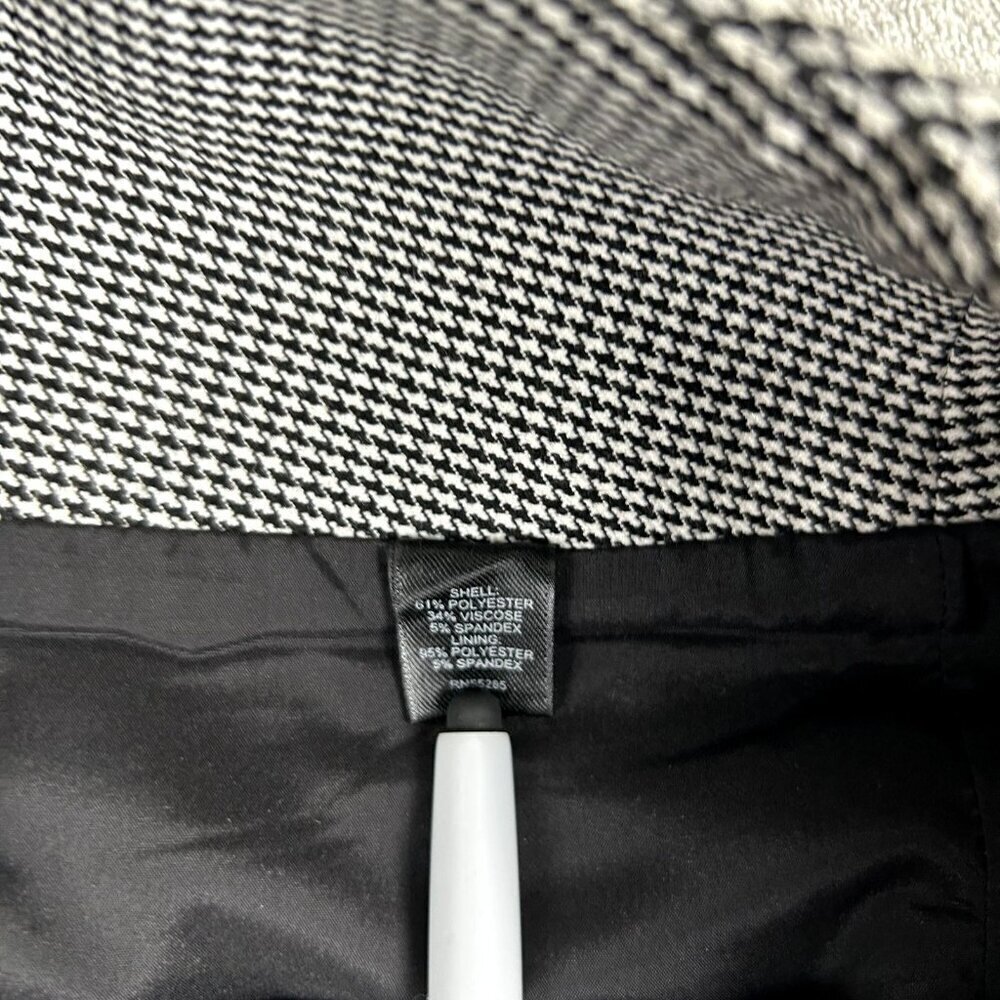 Express Design Studio Pencil Skirt Size 2 Button Back Black White Houndstooth - Picture 6 of 8